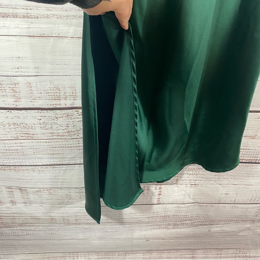 PETAL + PUP EMERALD GREEN LOW CUT BACK SILKY SIZE 4 HIGH LOW HEM DRESS - Picture 11 of 12